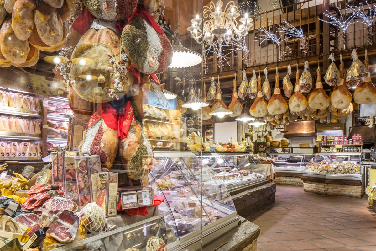 european delicatessen - international food market