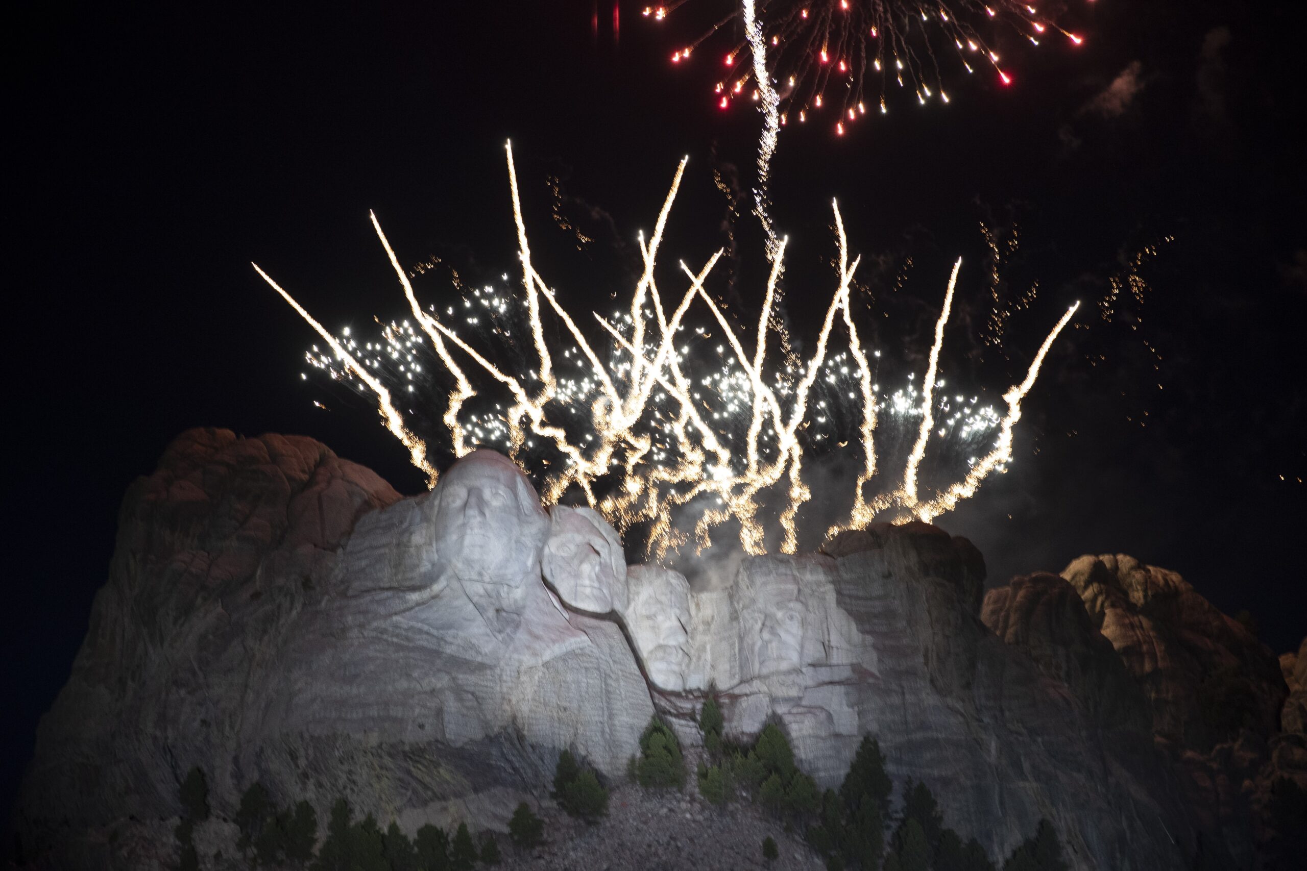 Mount Rushmore Fireworks On Deck For Next Summer Mount Rushmore Fireworks On Deck For Next Summer